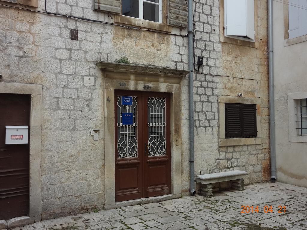 Room Mira Τρογκίρ Εξωτερικό φωτογραφία